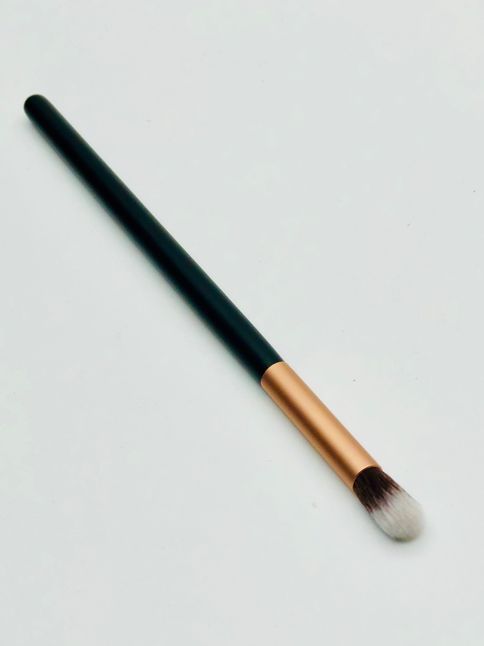 EYE BRUSH